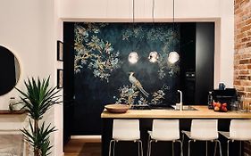 Designwohnung Schaufenster Sehr Zentral Gelegen